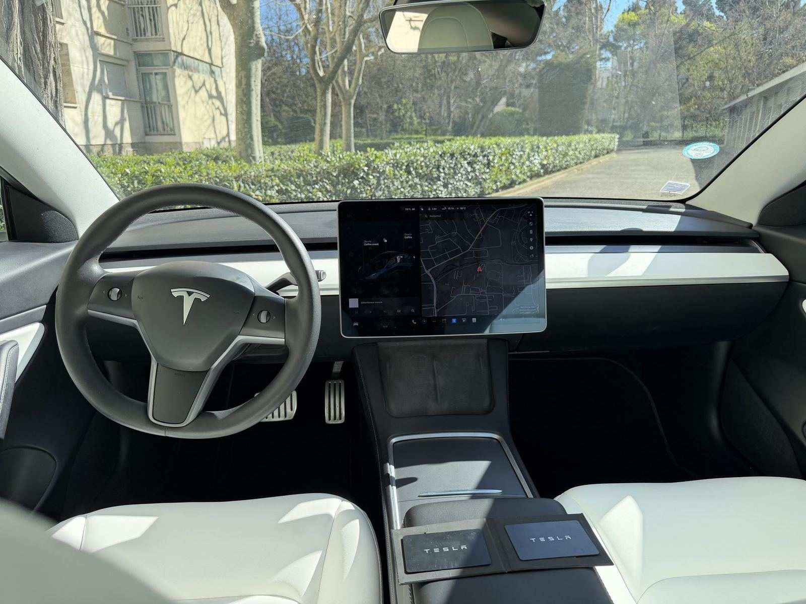 Tesla Model 3 Performance — Autopilote 3, TVA récupérable — photo 3