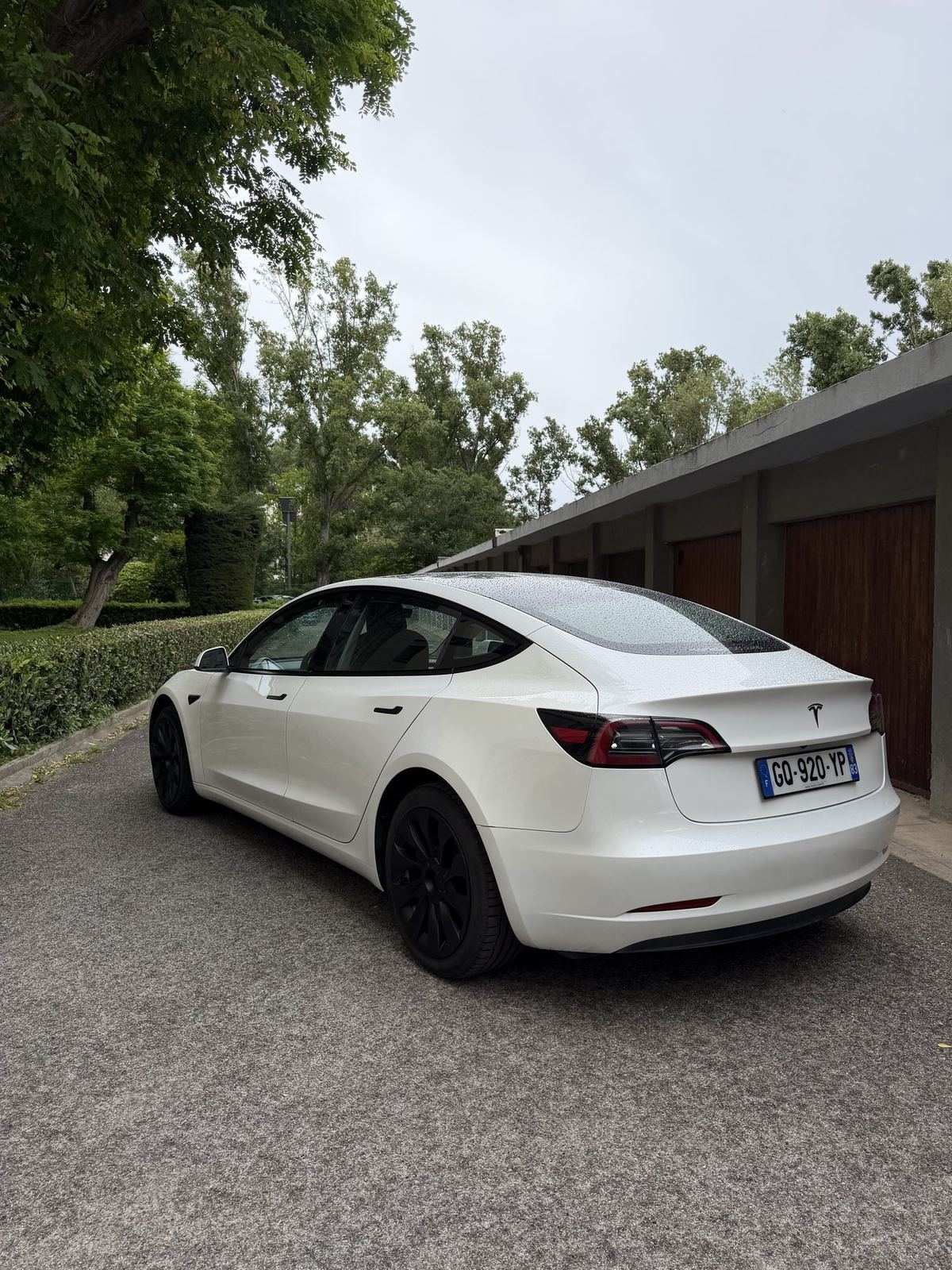 Tesla Model 3 Standard 2023 — TVA récupérable — photo 2