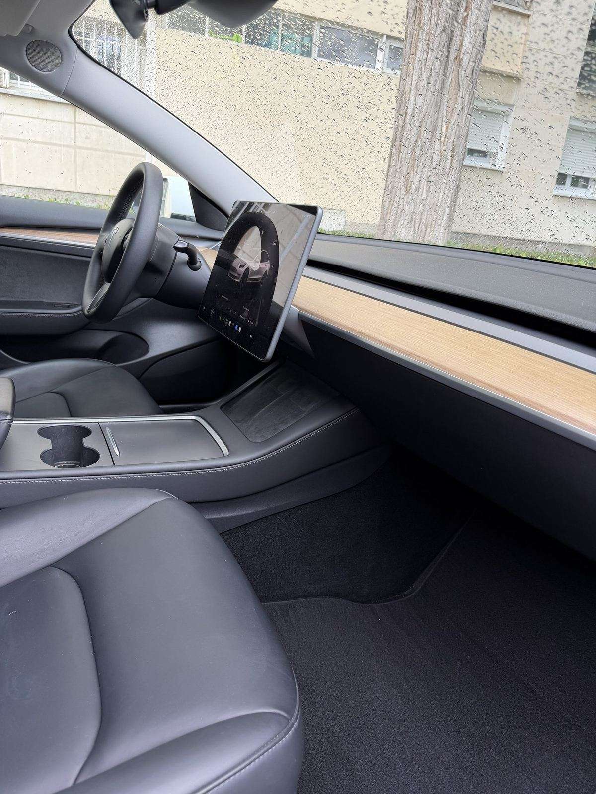 Tesla Model 3 Standard 2023 — TVA récupérable — photo 4